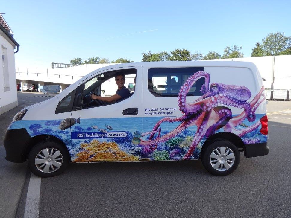 Fahrzeugbeschriftung die auffällt | JOST Beschriftungen Liestal