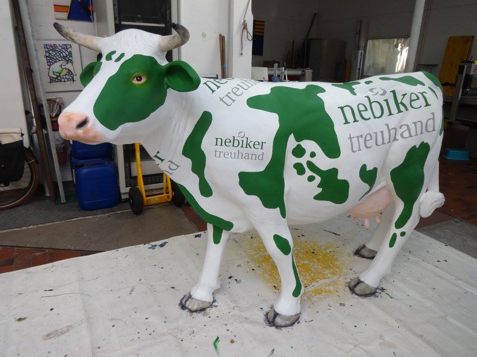 Wir bemalen Kühe | JOST Beschriftungen Liestal