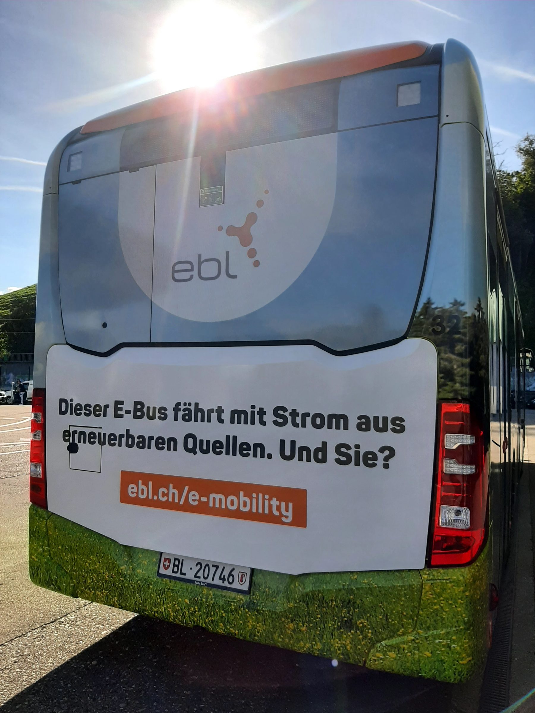 Unterwegs mit einer Vollverklebung | JOST Beschriftungen Liestal