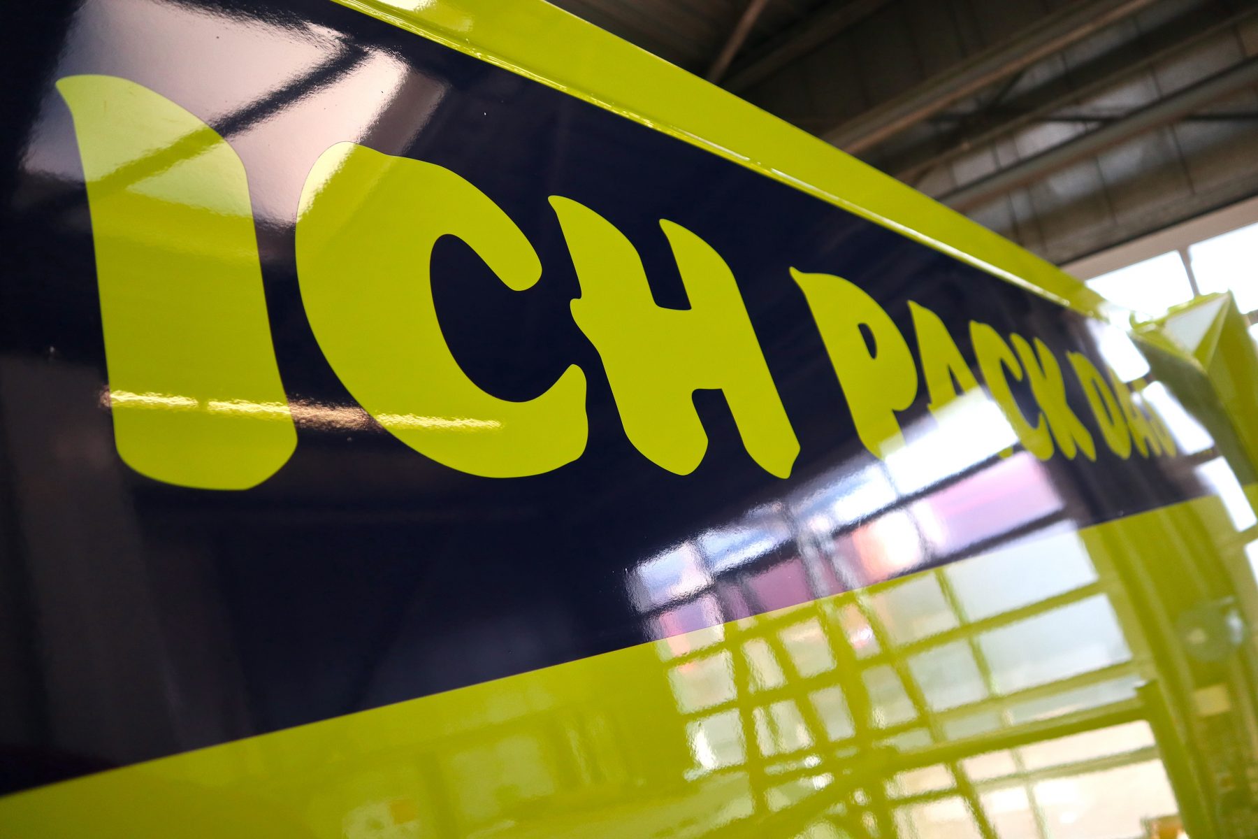 Der Volvo-Alleskönner | JOST Beschriftungen Liestal