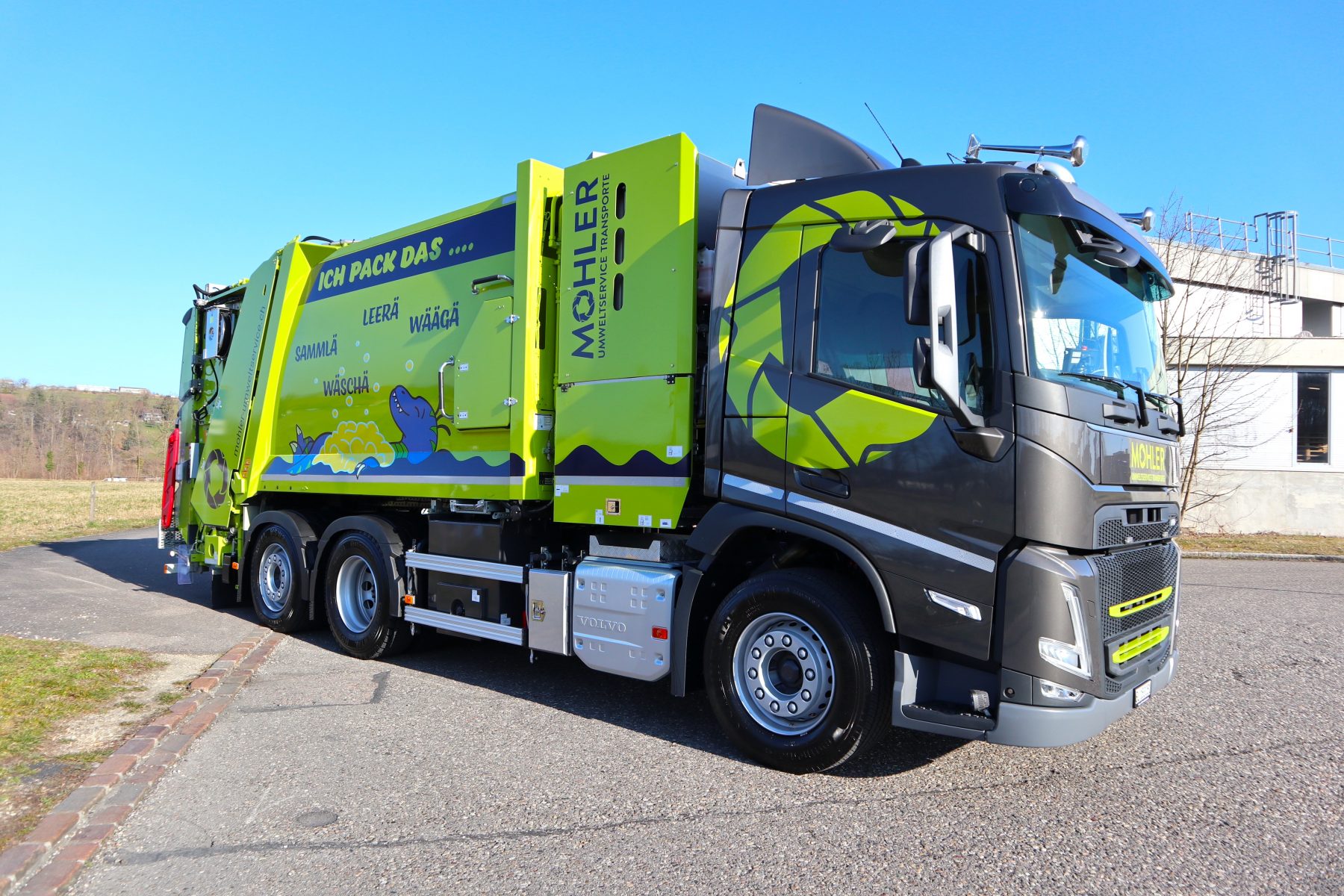 Der Volvo-Alleskönner | JOST Beschriftungen Liestal